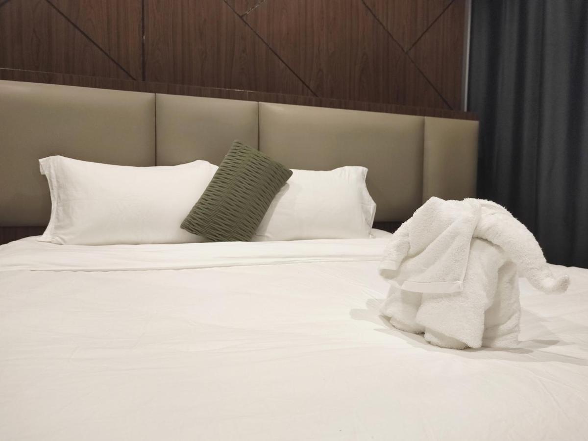 مبيت وإفطار فيينتيان Jenny Airport Lounge المظهر الخارجي الصورة